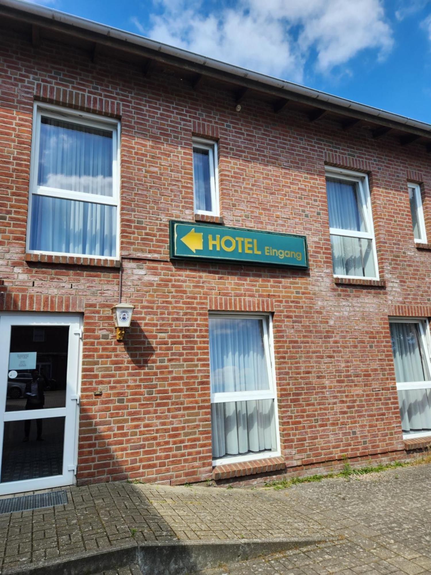 Hotel Hoyers In Pinneberg Prisdorf Esterno foto